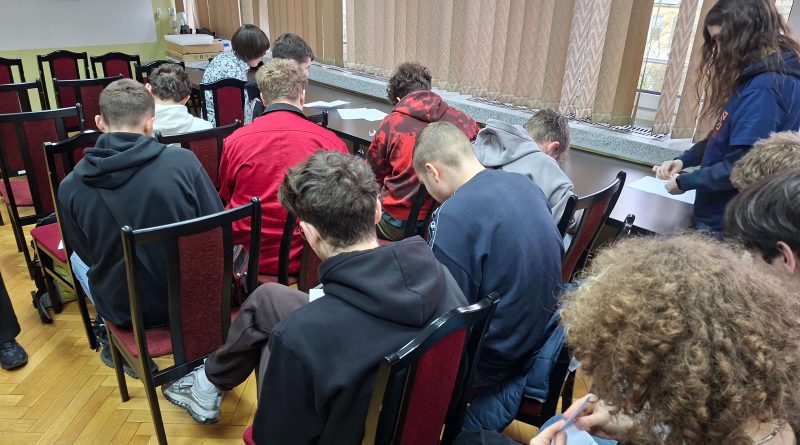 Ogólnopolski Dzień Inżynierii Materiałowej – klasa 4m Ogólnopolski Dzień Inżynierii Materiałowej – klasa 4m